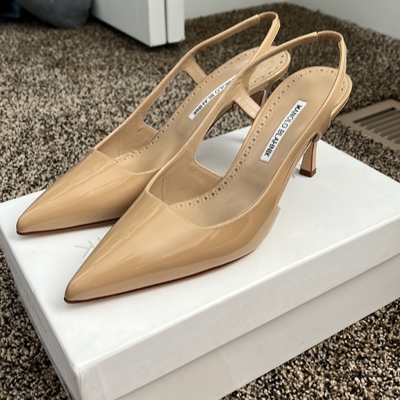 Manolo Blahnik | Shoes | Manolo Blahnik 7mm Bretto Beige Martini ...